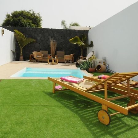 Villa La Isla By Rentaholidayslanzarote Плая Бланка Екстериор снимка